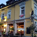 Black Forest Otel