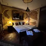 Black Forest Otel *