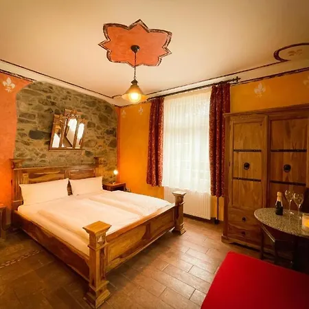 Black Forest טודנאו