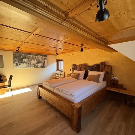 Hotell Black Forest *