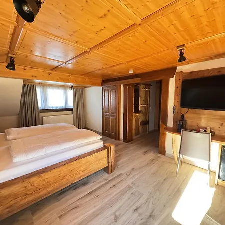 מלון Black Forest טודנאו