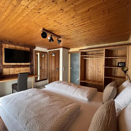 Black Forest Hotell *