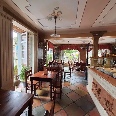 מלון Black Forest טודנאו